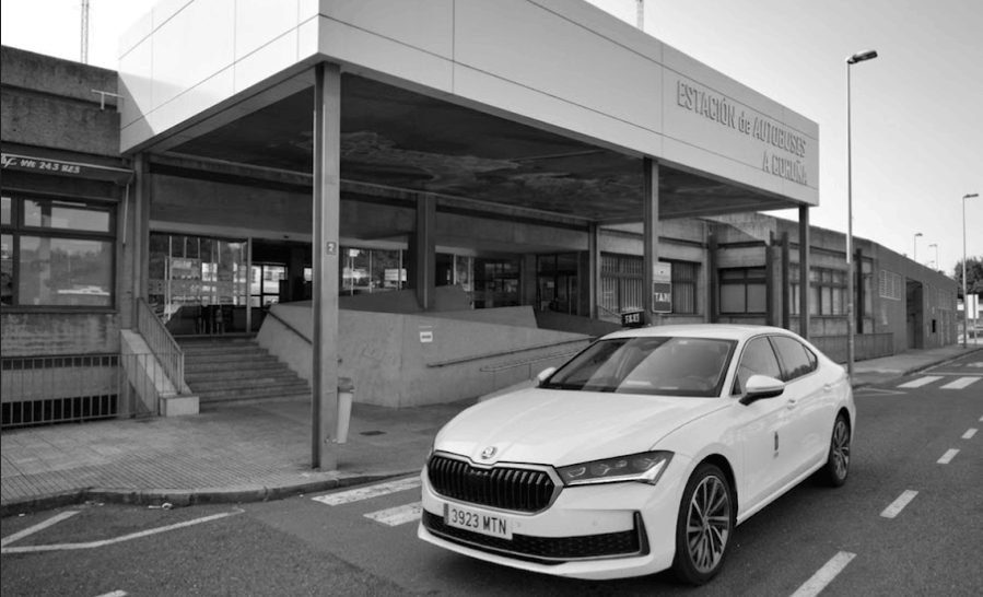 Taxi a la estación de tren y autobuses de A Coruña: cómo organizar el traslado
