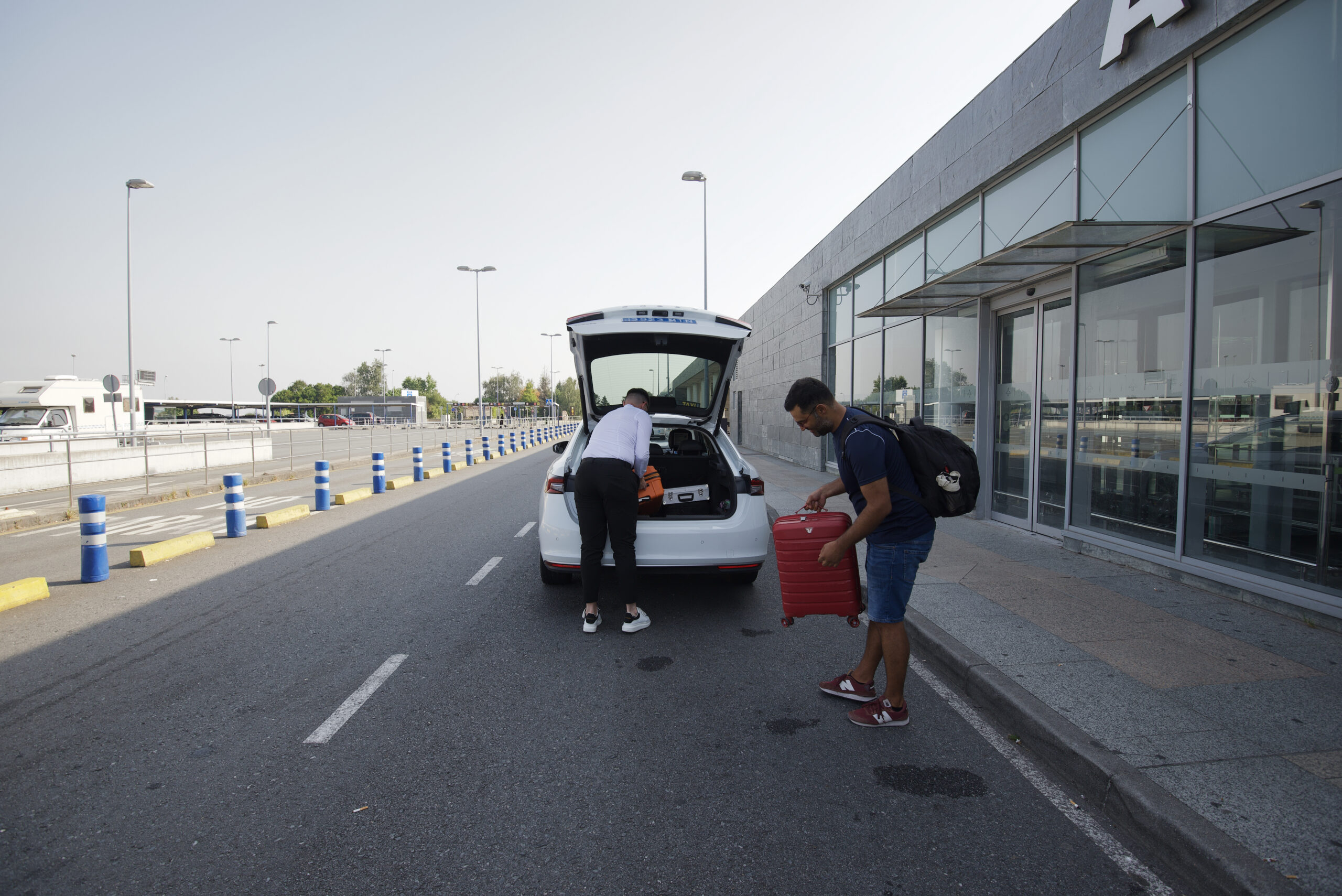Servicio de taxi con cobro con tarjeta y TPV móvil a bordo